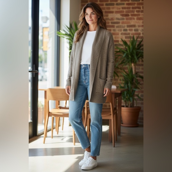 Barefoot Dreams CozyChic® Open Front Pocket Cardigan Taupe | MSRP $138 🤎✨ - Picture 2 of 3